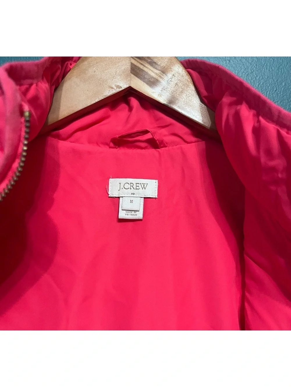 J.Crew Hot Pink Quilted Down Puffer Vest Size M Preppy Barbiecore Après Ski